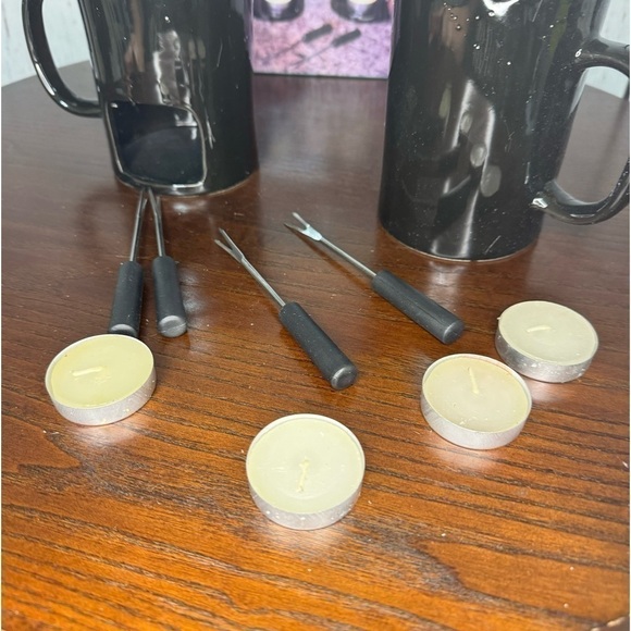 Set of 2 Personal Fondue Mugs with 4 forks and 8 tea lights - Picture 11 of 11